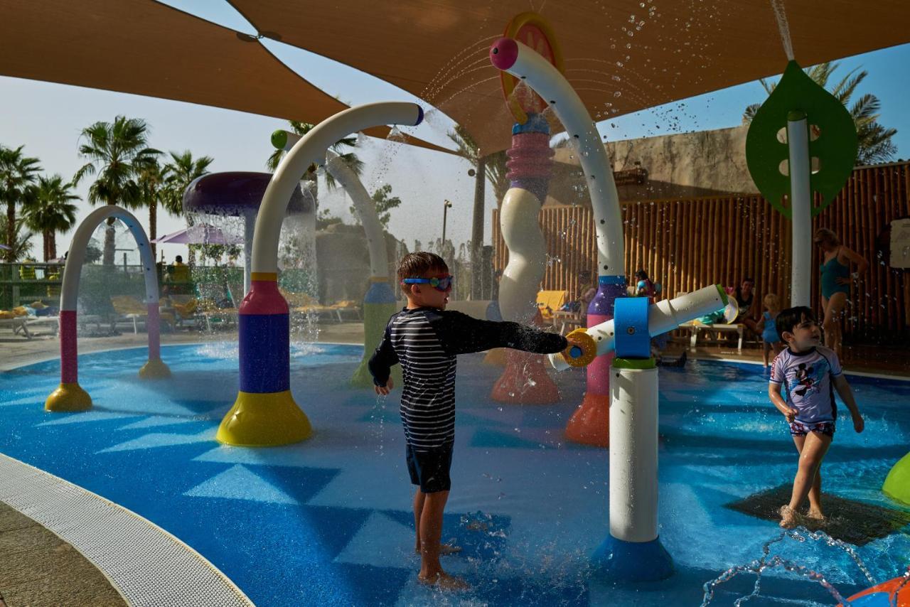Centara Mirage Beach Resort Dubai Bagian luar foto